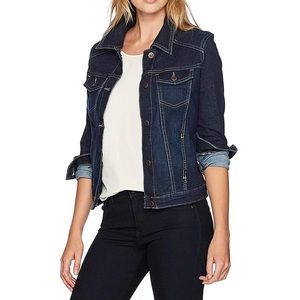 Brand new jean / denim jacket. Never worn!